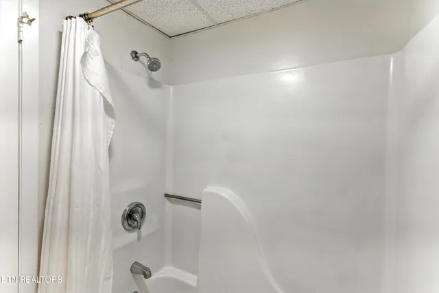 $320,000 | 102 Baskins Creek Bypass, Unit 207, Gatlinburg, TN 37738