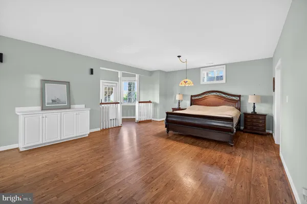 $1,599,999 | 400 Deer Run Circle, Front Royal, VA 22630
