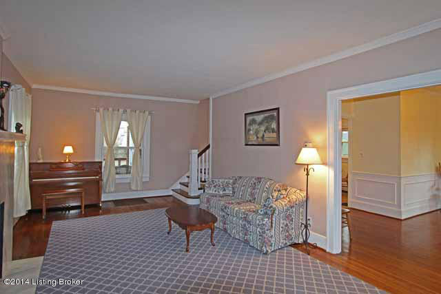 1874 Rutherford Avenue Louisville, KY 40205 - Photo 5 of 37 04 Living Room