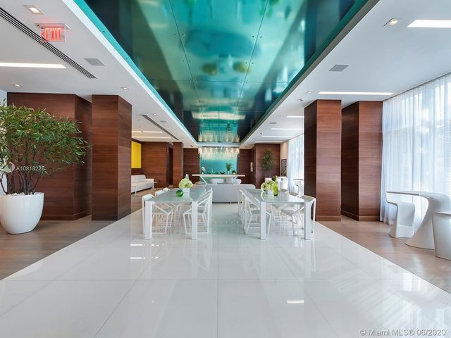 $3,400,000 | 330 Sunny Isles Boulevard, Unit LPH1, Sunny Isles Beach, FL 33160