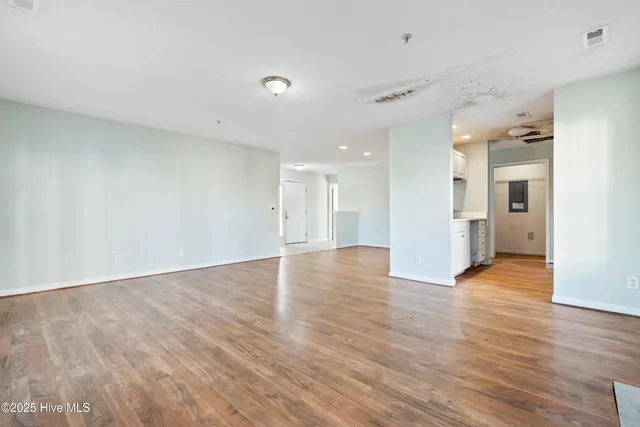 $209,900 | 807 March Court, Unit E, Wilmington, NC 28405