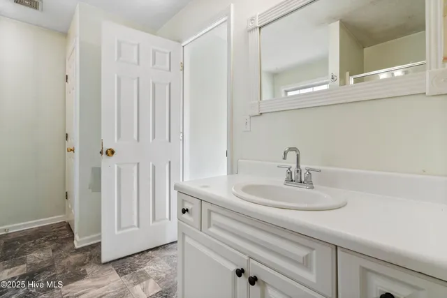 $209,900 | 807 March Court, Unit E, Wilmington, NC 28405