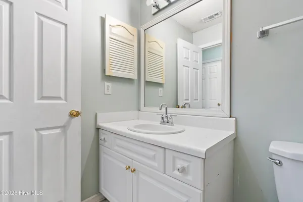 $209,900 | 807 March Court, Unit E, Wilmington, NC 28405
