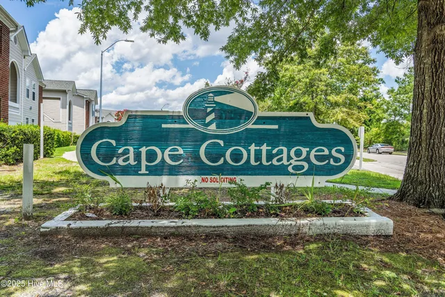 $209,900 | 807 March Court, Unit E, Wilmington, NC 28405