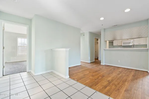 $209,900 | 807 March Court, Unit E, Wilmington, NC 28405