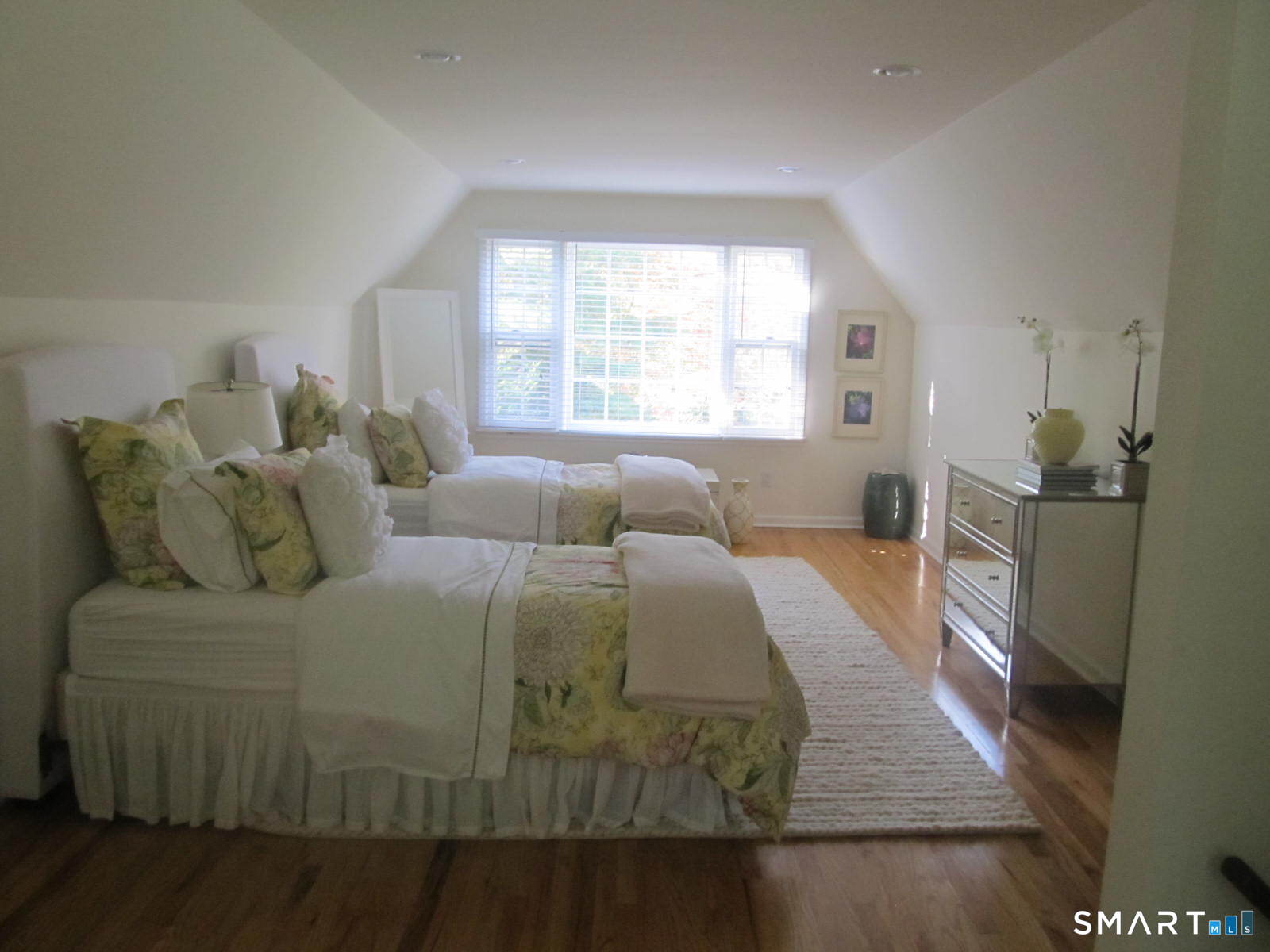 47 Barringer Road Darien, CT 06820 - Photo 18 of 37