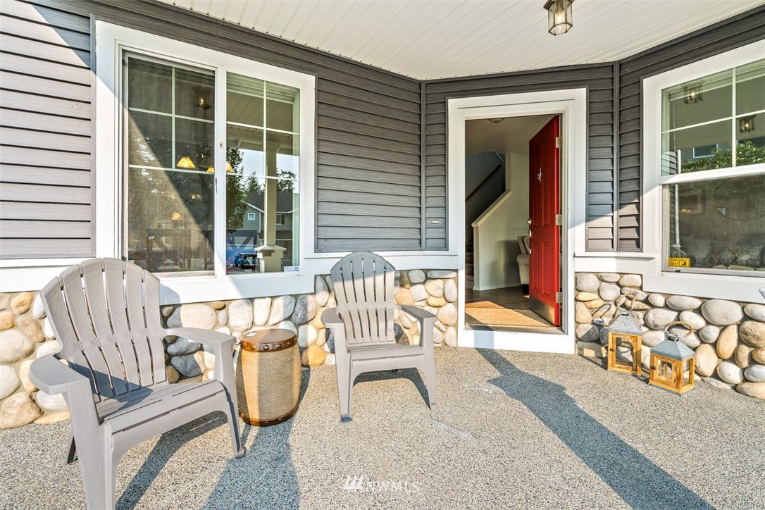 3116 Walker Road DuPont, WA 98327 - Photo 3 of 25