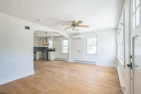 $449,000 | 29 East Pierson Avenue, Somers Point, NJ 08244