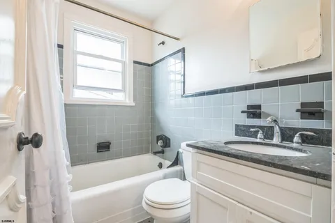 $449,000 | 29 East Pierson Avenue, Somers Point, NJ 08244