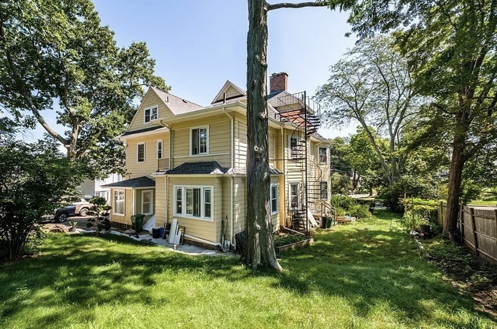 161 Walnut Street, Unit 1 Newton, MA 02460 - Photo 21 of 33