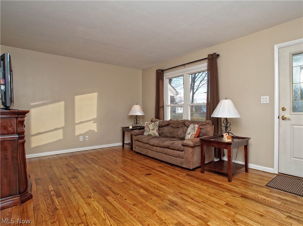 4430 Lane Road Painesville, OH 44077 - Photo 5 of 19