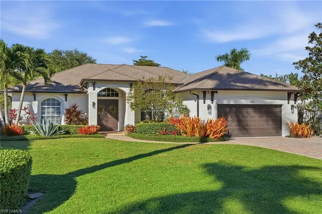$1,645,000 | 1171 Royal Palm Drive, Naples, FL 34103