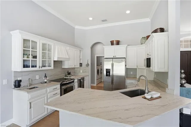 $1,645,000 | 1171 Royal Palm Drive, Naples, FL 34103