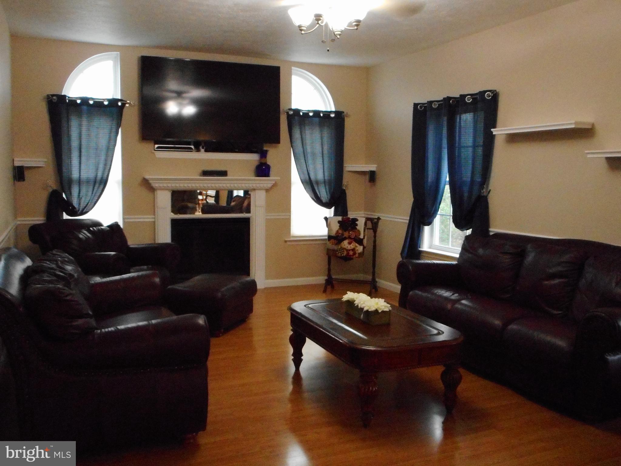 24461 Ruff Ruff Lane Hollywood, MD 20636 - Photo 2 of 30 Living Room