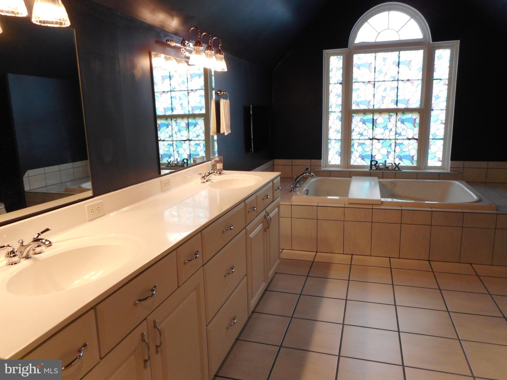 24461 Ruff Ruff Lane Hollywood, MD 20636 - Photo 12 of 30 Bath (Master)