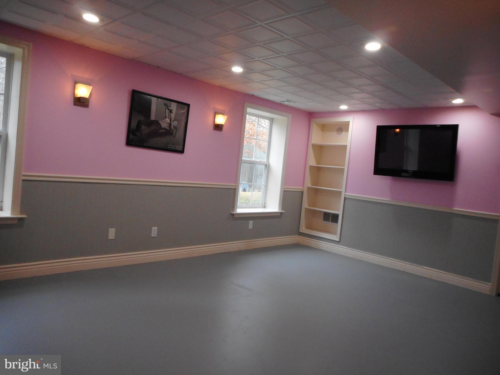 24461 Ruff Ruff Lane Hollywood, MD 20636 - Photo 20 of 30 Family Room