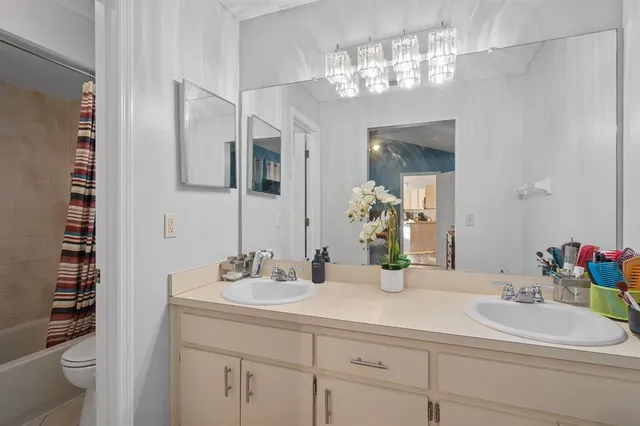 $2,400 | 782 Olympic Circle, Ocoee, FL 34761