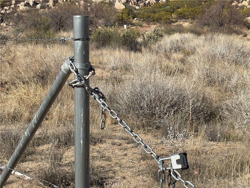 777 Ridgecrest Trail Aguanga, CA 92536 - Photo 5 of 28 a view of entryway