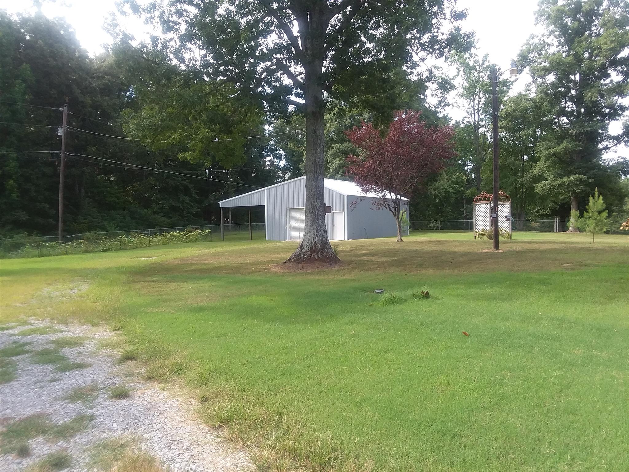 107 Rouse Road Dickson, TN 37055 - Photo 4 of 18 Gallery Image 4
