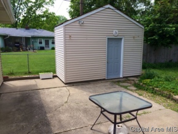 3 Karl Lane Springfield, IL 62702 - Photo 9 of 12