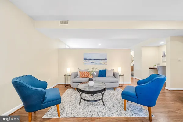 $1,500,000 | 6925 Old Dominion Drive, McLean, VA 22101