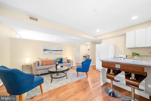 $1,500,000 | 6925 Old Dominion Drive, McLean, VA 22101