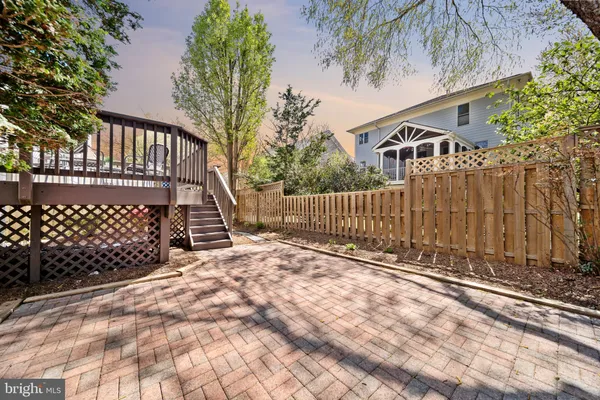 $1,500,000 | 6925 Old Dominion Drive, McLean, VA 22101