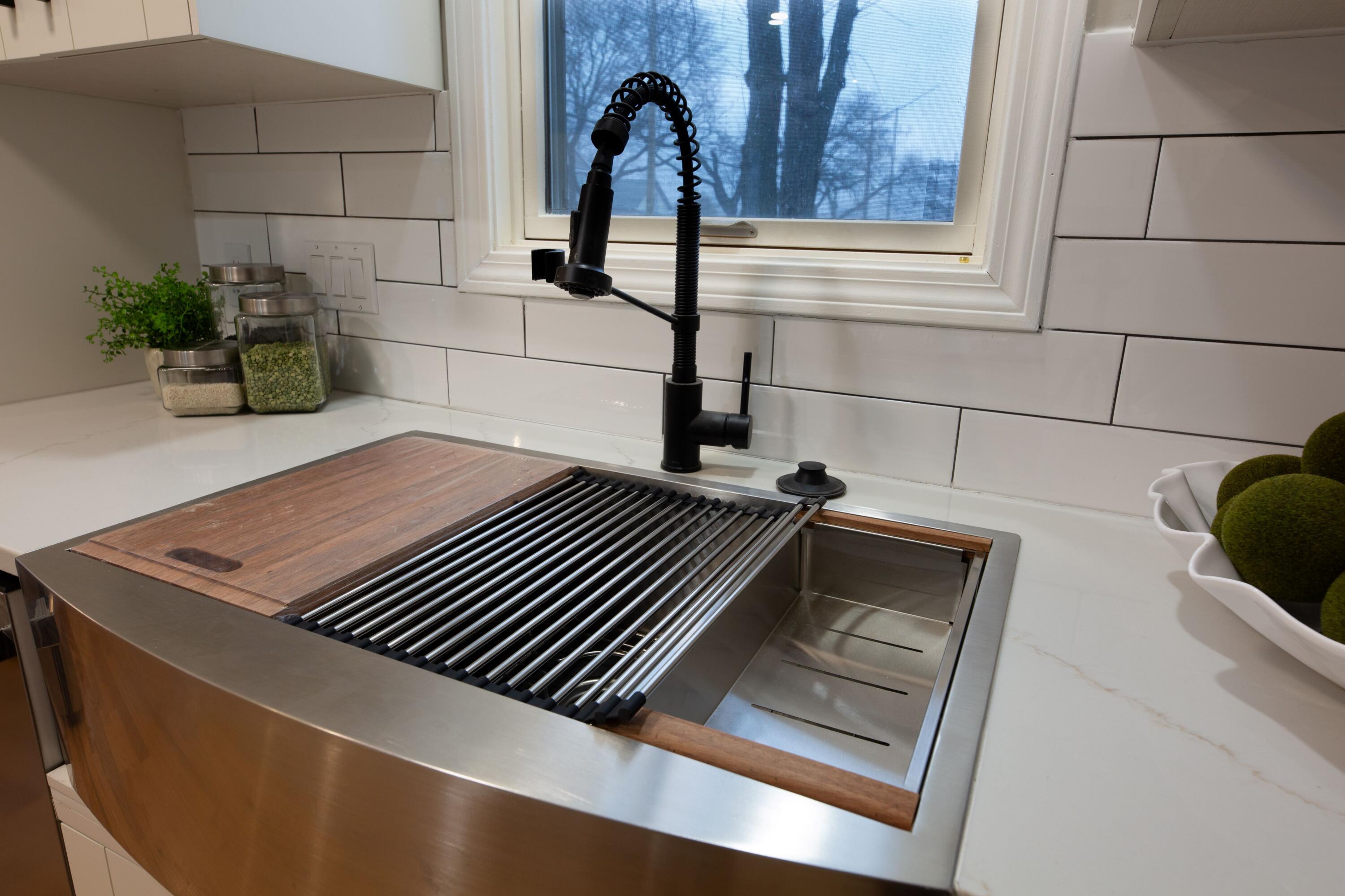 2679 Oxford Road Berkley, MI 48072 - Photo 11 of 26 OxfordKTsink1