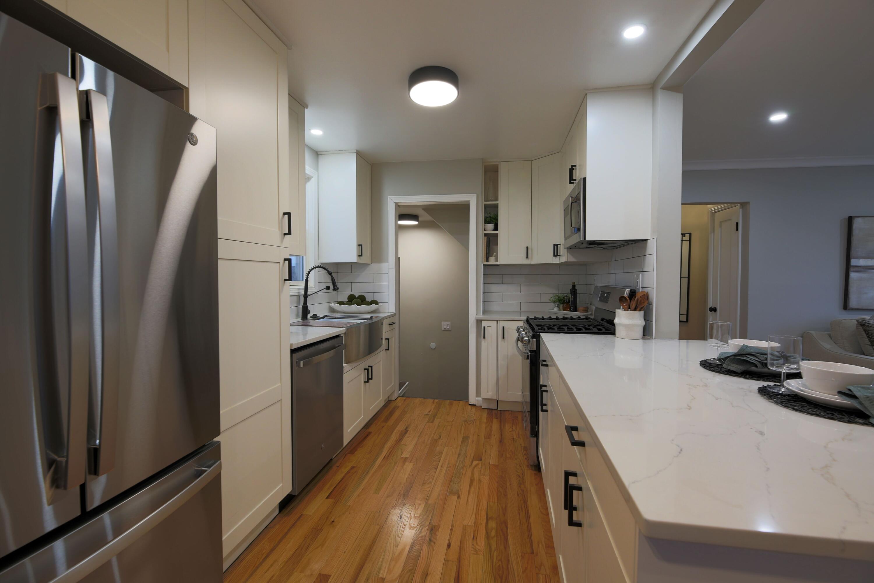 2679 Oxford Road Berkley, MI 48072 - Photo 8 of 26 OxfordKTview