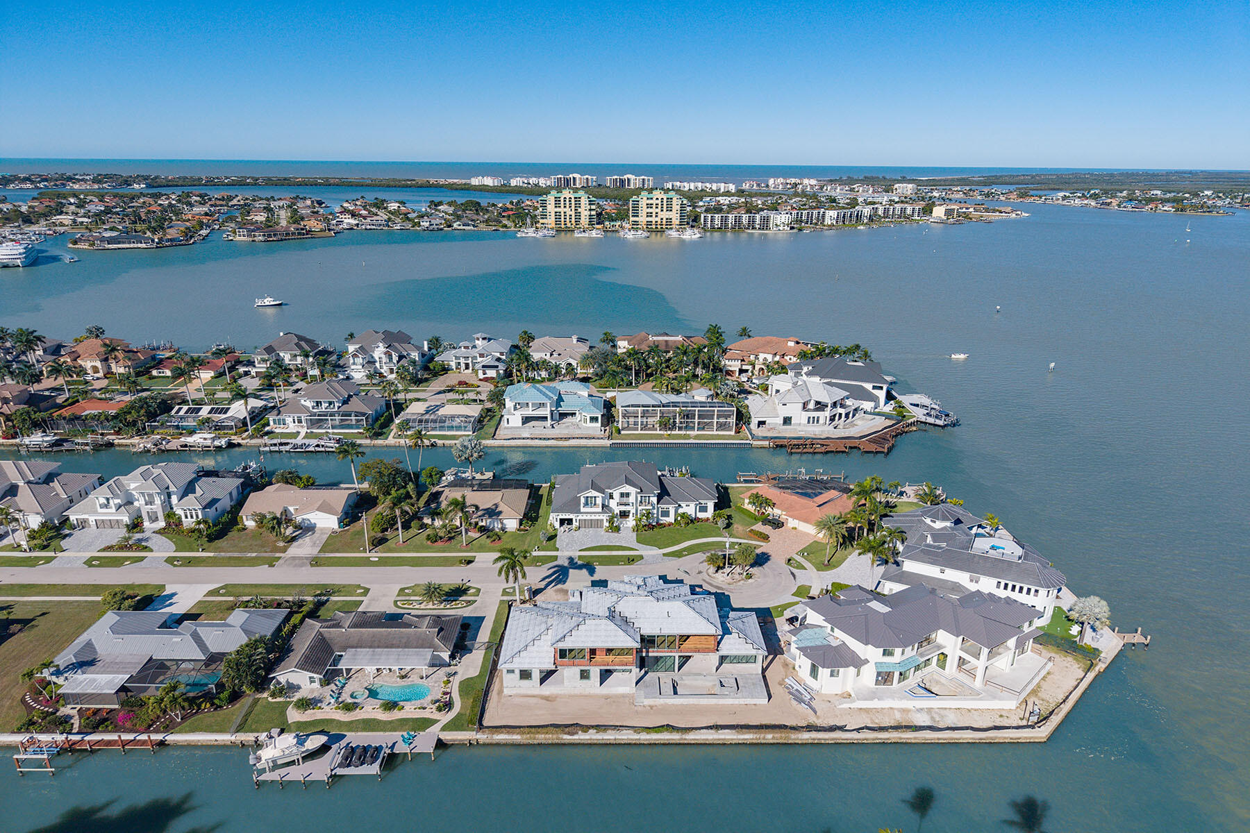 975 Sundrop Court Marco Island, FL 34145 - Photo 19 of 21 226003430j