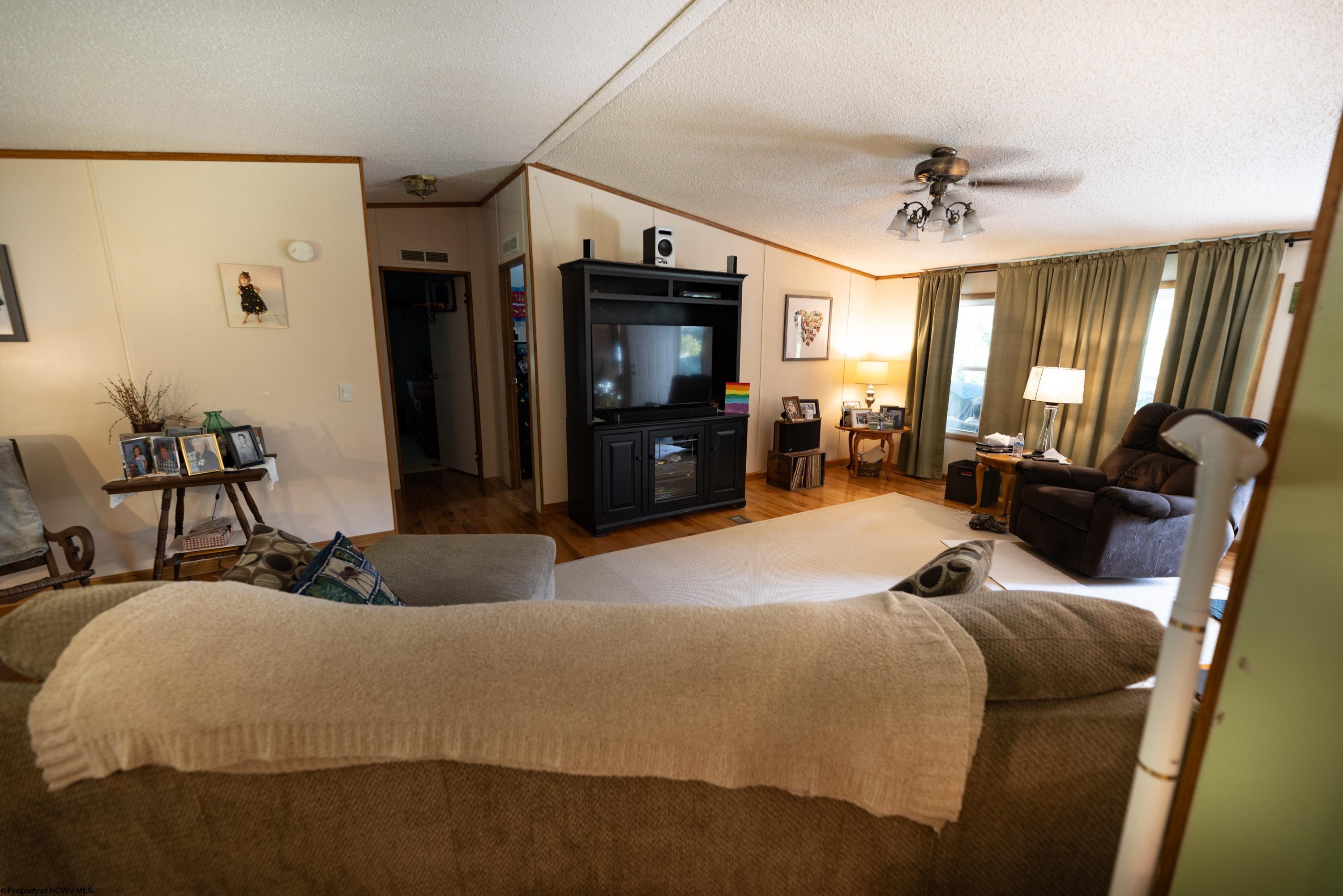 146 Starr Road Beverly, WV 26253 - Photo 21 of 25 Gallery Image 21