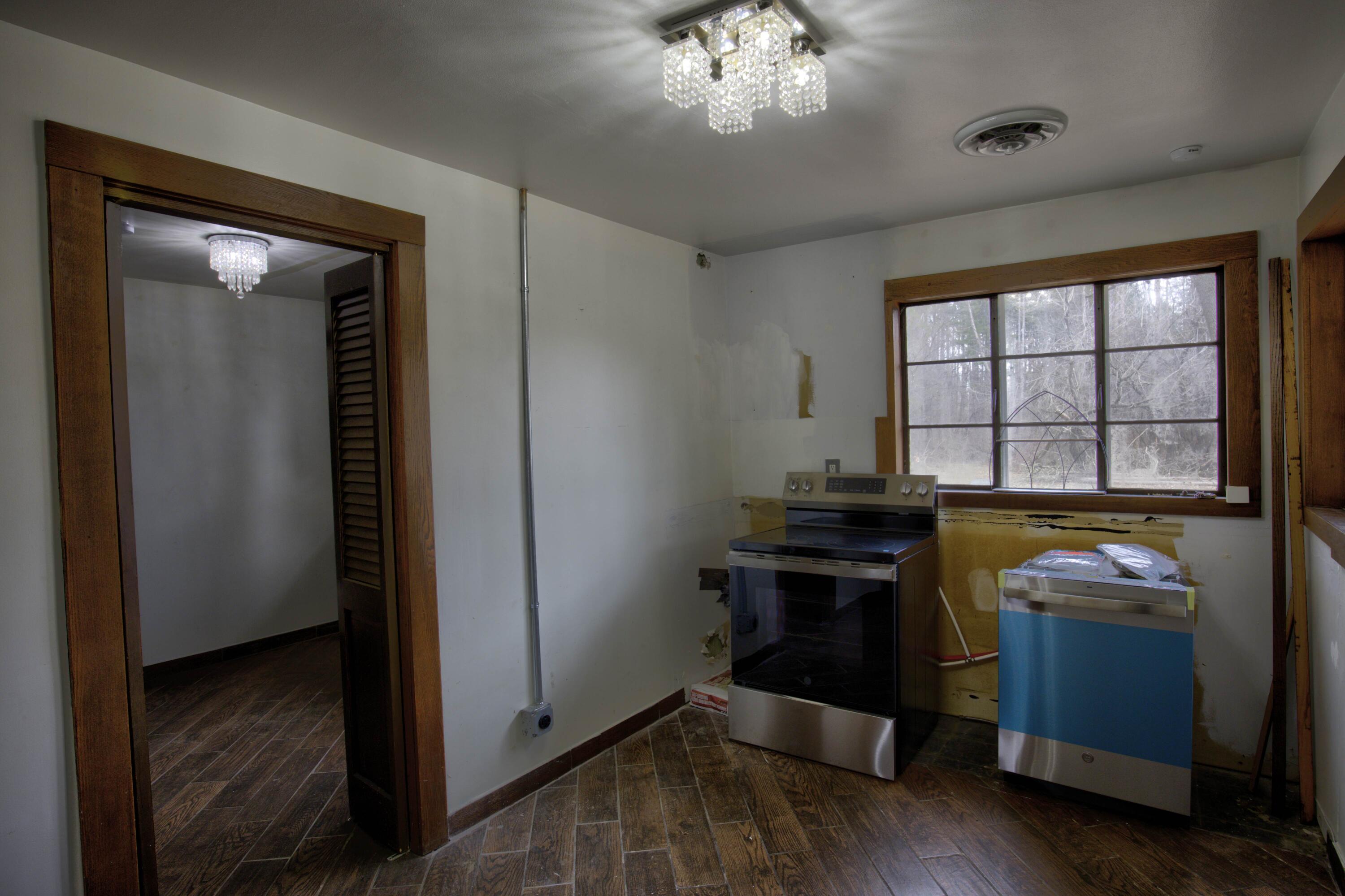 4491 South Jackson Road Jackson, MI 49203 - Photo 24 of 77 AQ1A4596_7_8