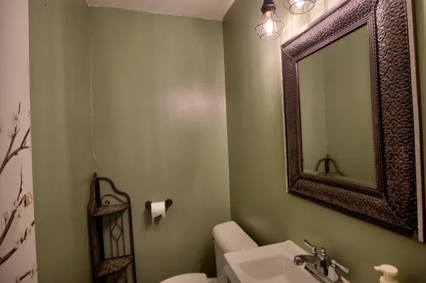 $221,500 | 4491 South Jackson Road, Jackson, MI 49203