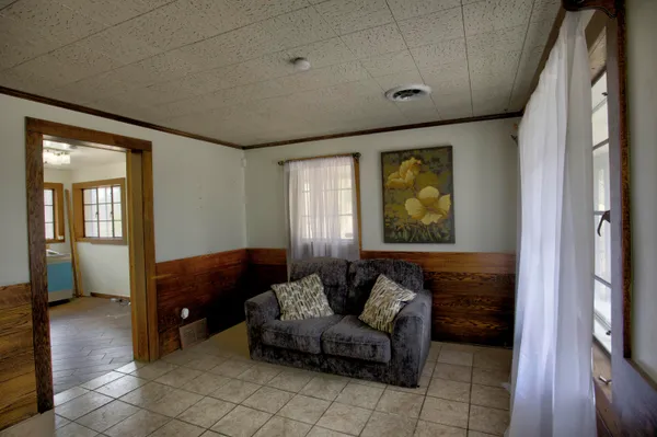 $221,500 | 4491 South Jackson Road, Jackson, MI 49203