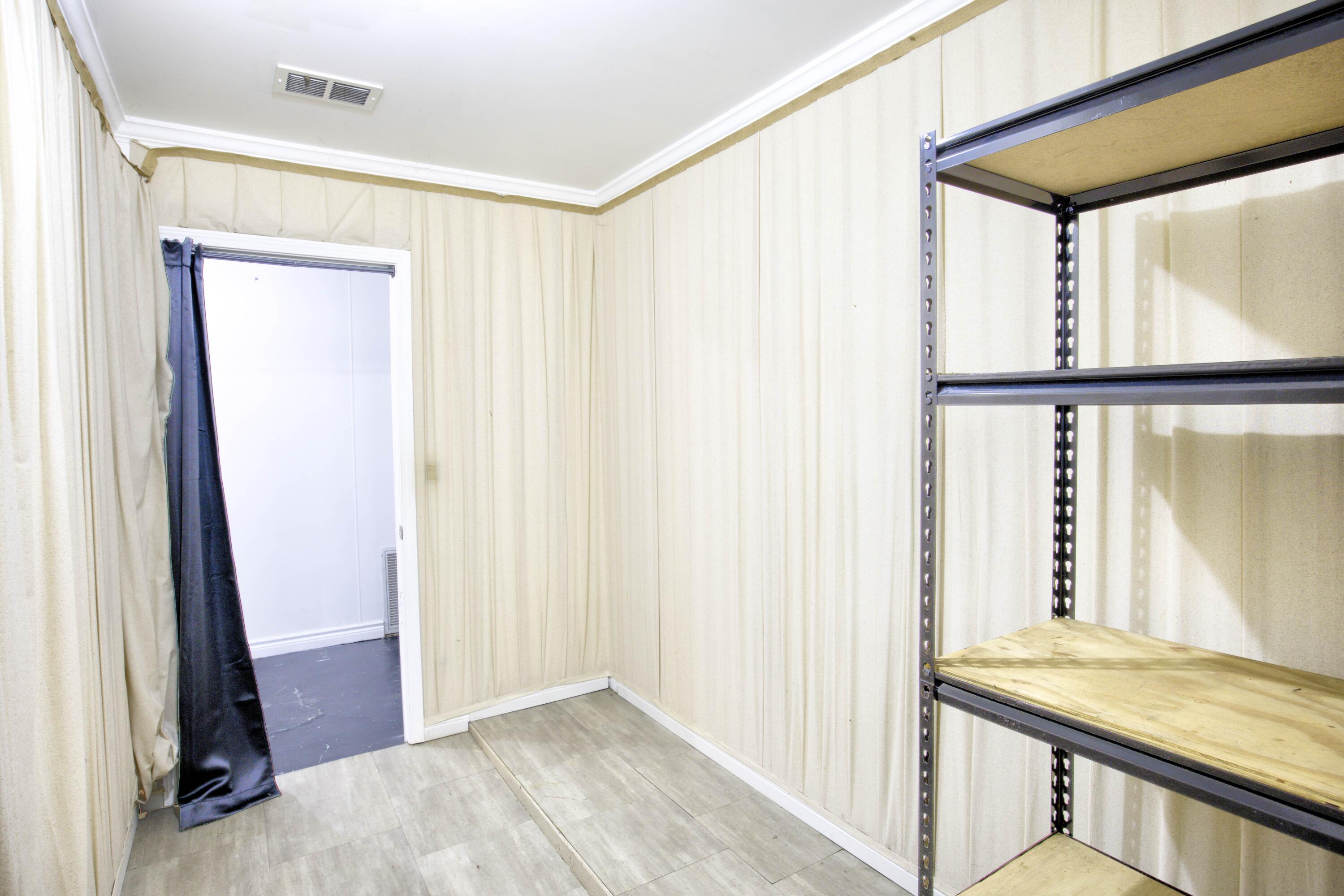 4491 South Jackson Road Jackson, MI 49203 - Photo 38 of 77 AQ1A4638_39_40