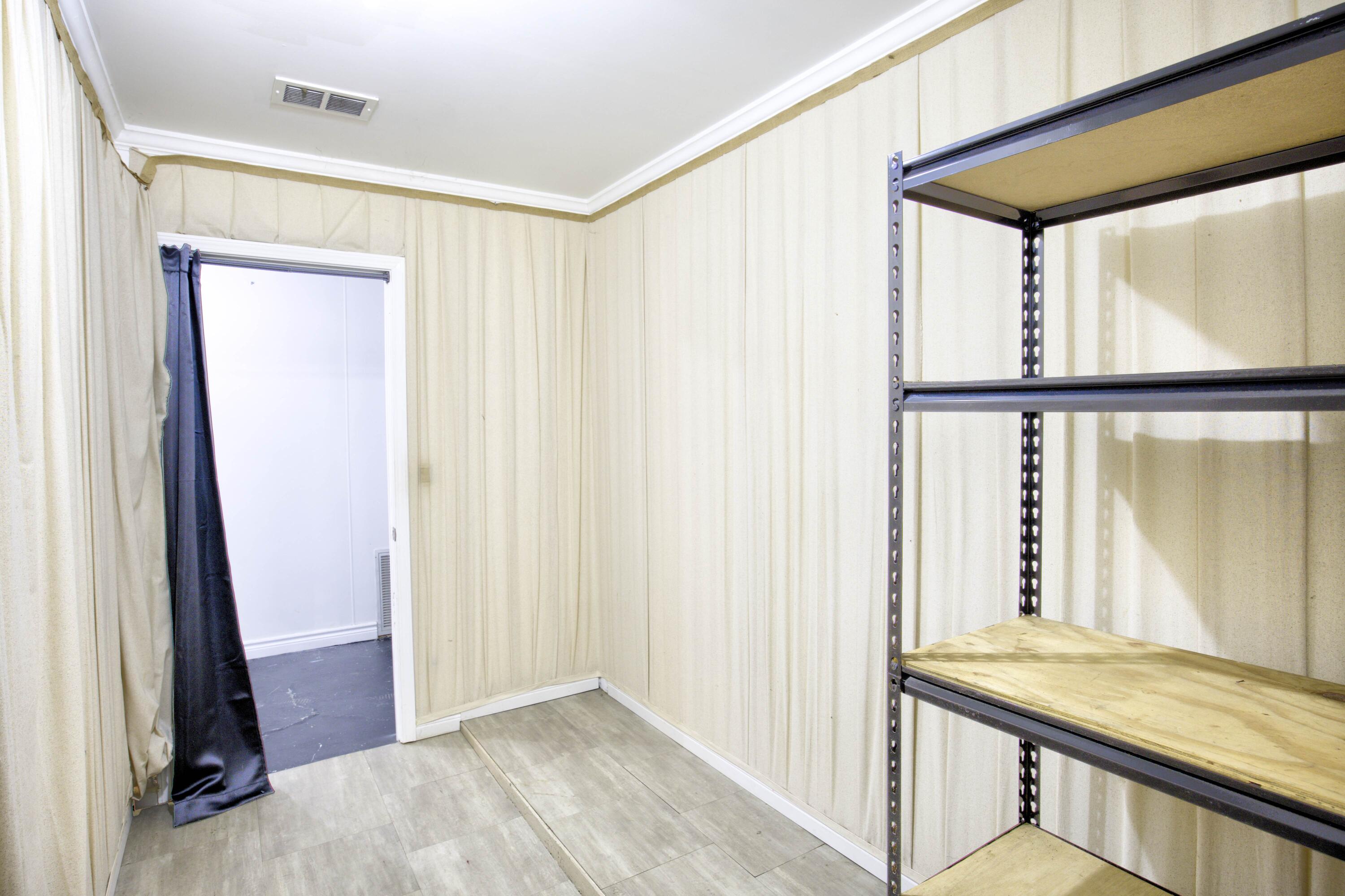 4491 South Jackson Road Jackson, MI 49203 - Photo 39 of 77 AQ1A4641_2_3