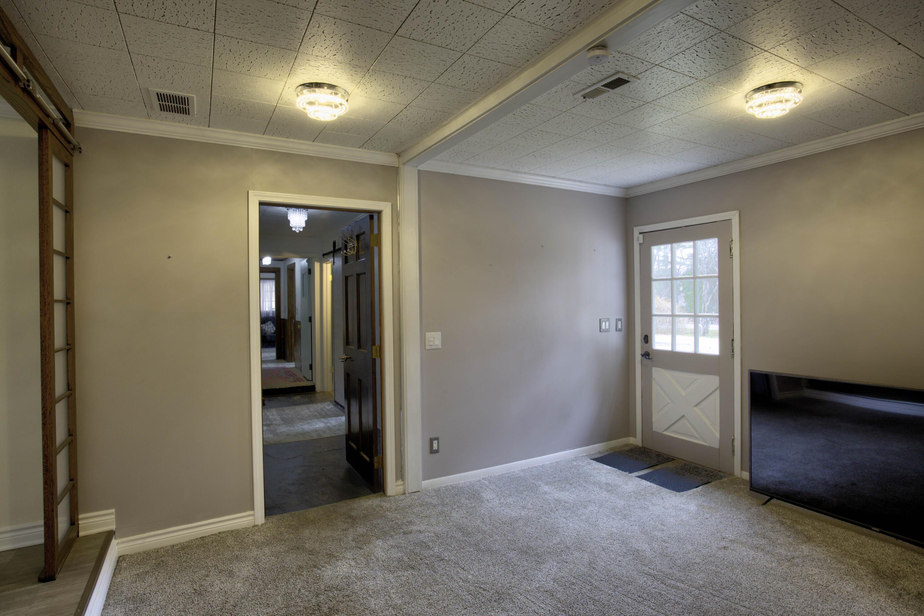 4491 South Jackson Road Jackson, MI 49203 - Photo 45 of 77 AQ1A4659_60_61