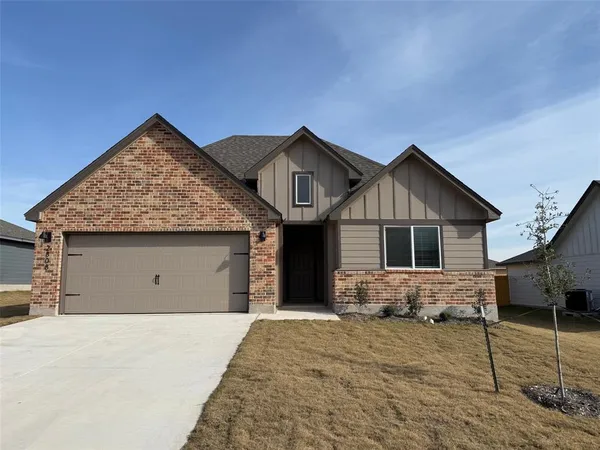 $290,000 | 2808 Taddy Road, Lorena, TX 76655