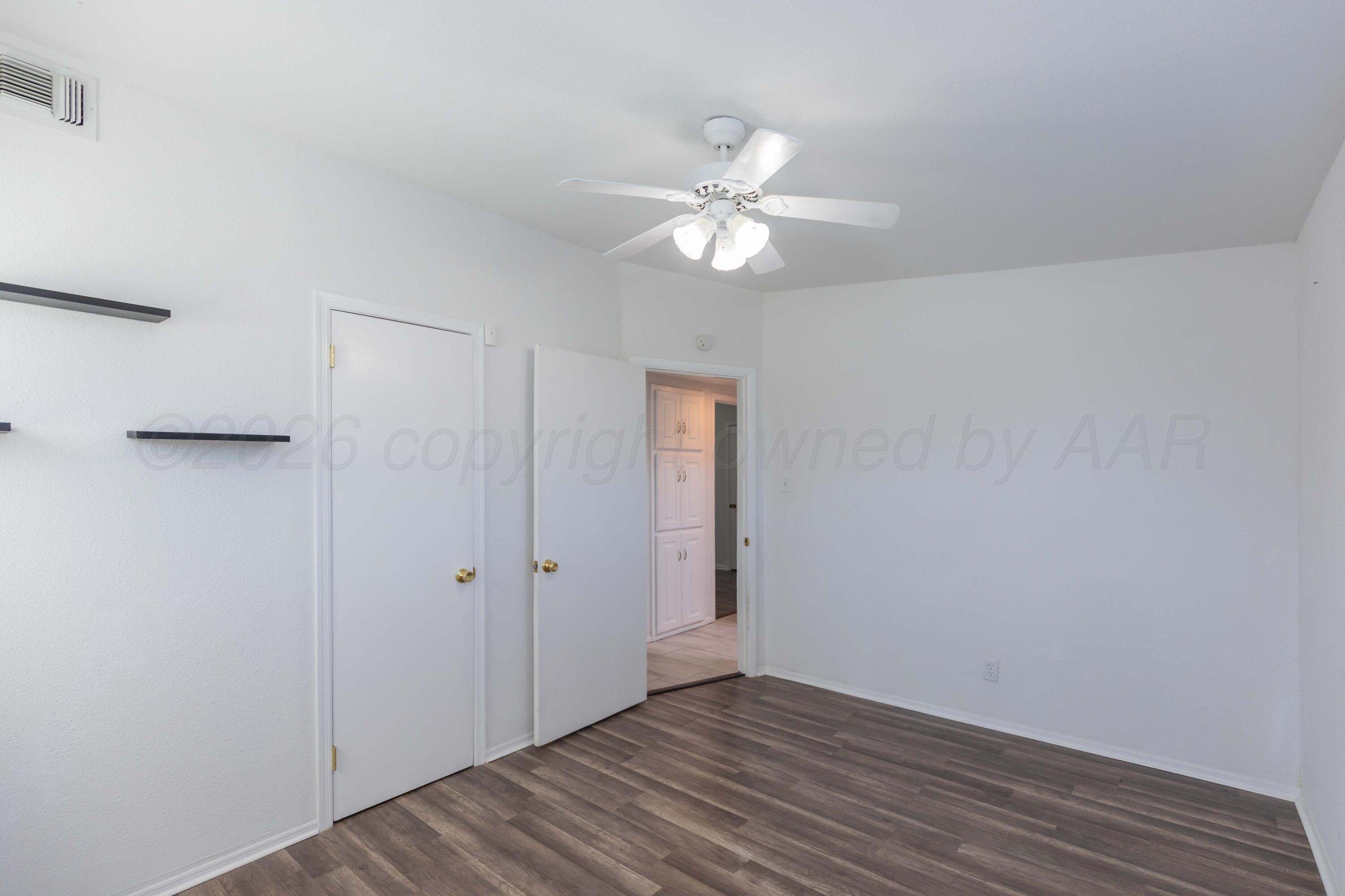 4419 South Ong Street Amarillo, TX 79110 - Photo 16 of 28 BEDROOM 1 VIEW 2