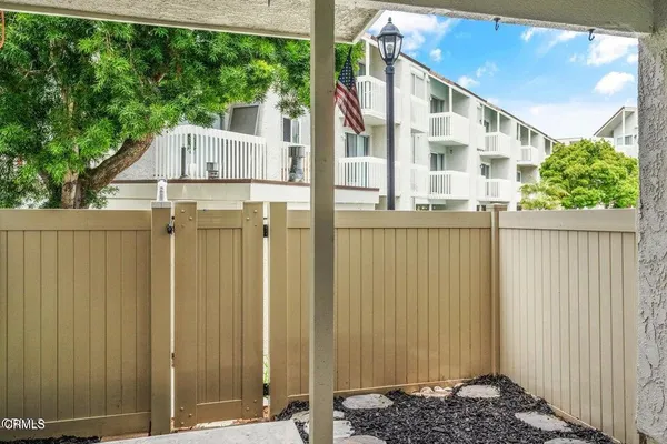 $2,400 | 233 South Ventura Road, Unit 124, Port Hueneme, CA 93041