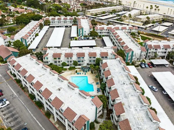 $2,400 | 233 South Ventura Road, Unit 124, Port Hueneme, CA 93041