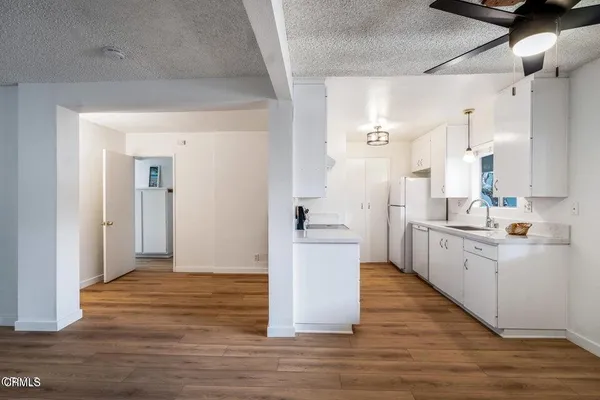 $2,400 | 233 South Ventura Road, Unit 124, Port Hueneme, CA 93041