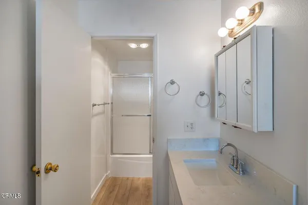 $2,400 | 233 South Ventura Road, Unit 124, Port Hueneme, CA 93041