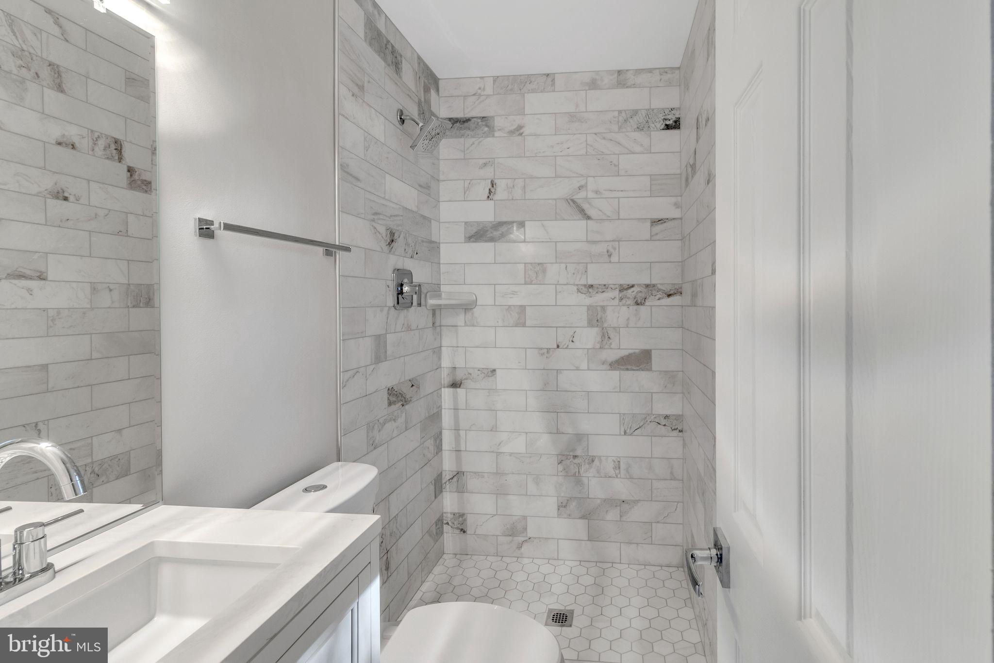 5900 Greentree Road Bethesda, MD 20817 - Photo 28 of 48 Gallery Image 28