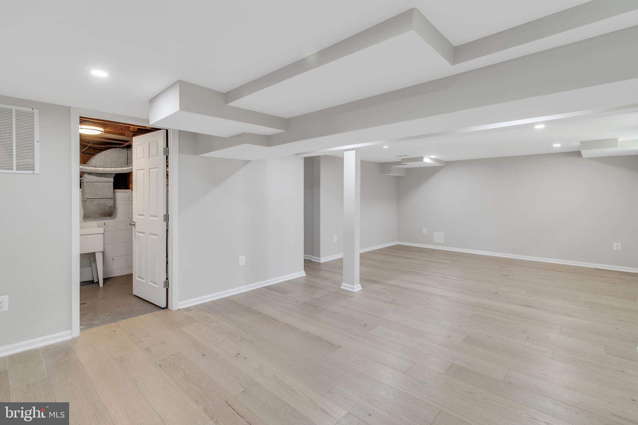 5900 Greentree Road Bethesda, MD 20817 - Photo 36 of 48 Gallery Image 36