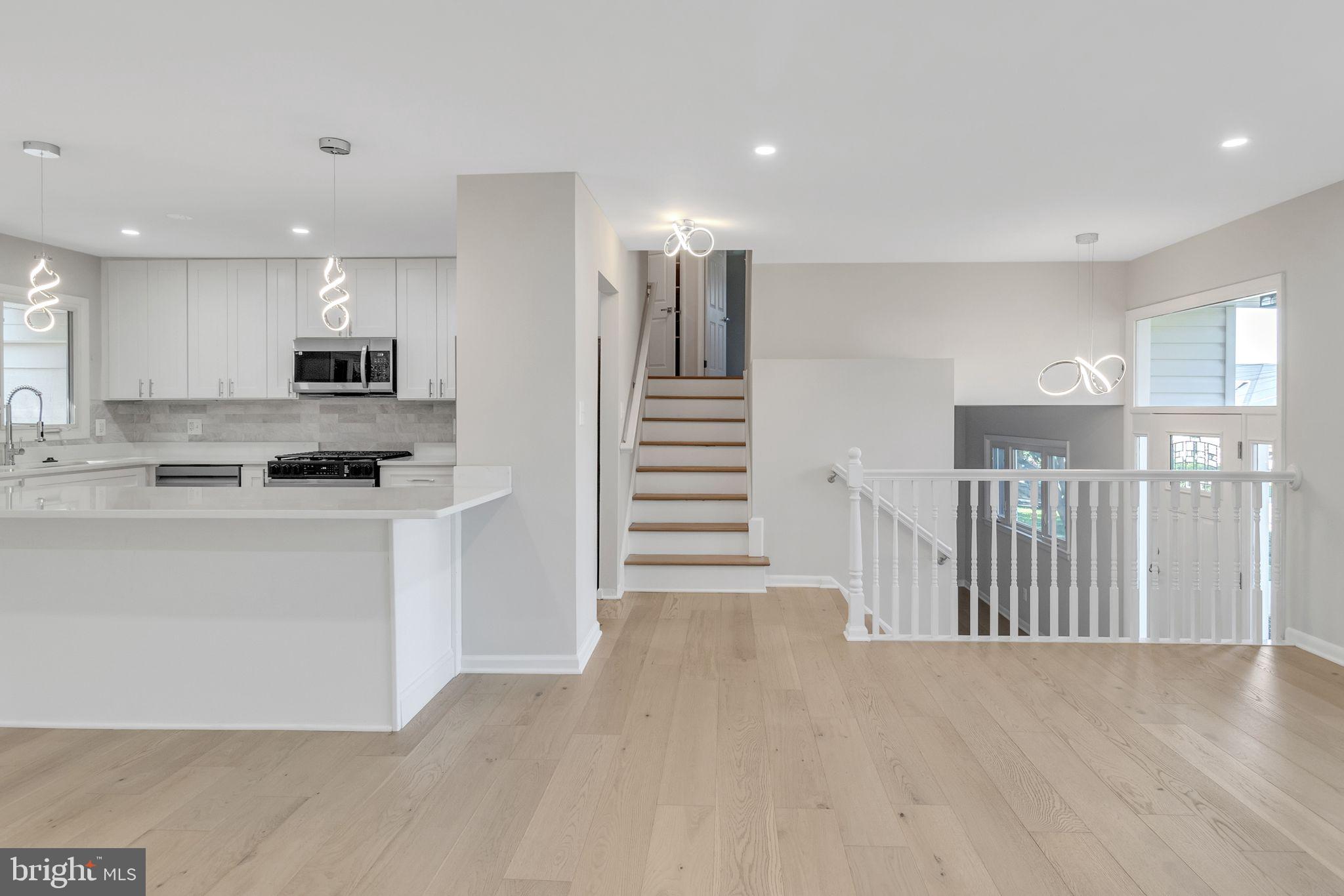 5900 Greentree Road Bethesda, MD 20817 - Photo 6 of 48 Gallery Image 6