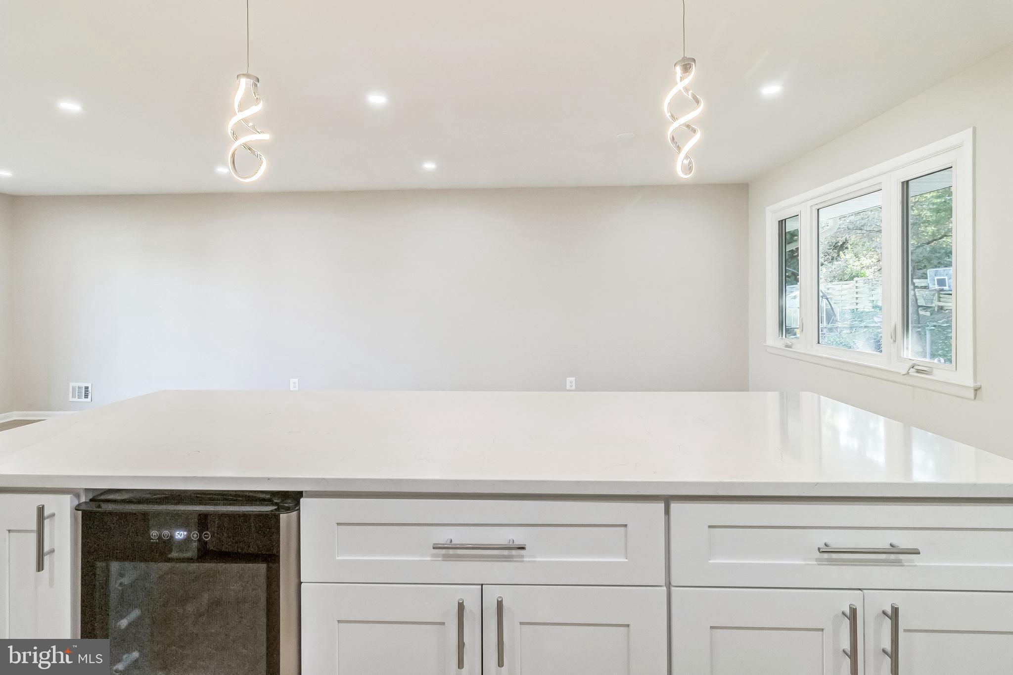 5900 Greentree Road Bethesda, MD 20817 - Photo 10 of 48 Gallery Image 10