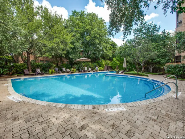 $425,000 | 7887 Broadway, Unit 905, San Antonio, TX 78209