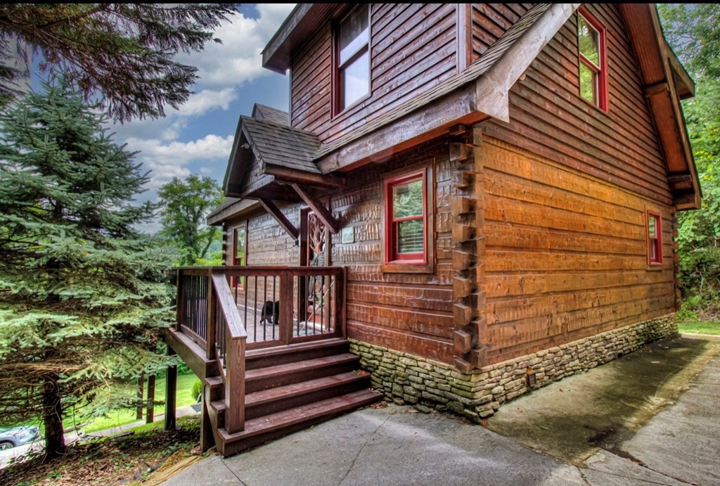 3110 Hatcher Top Road Sevierville, TN 37862 - Photo 38 of 41 Gallery Image 38