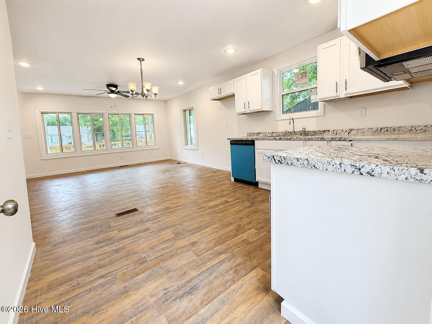 2010 Virginia Avenue Augusta, GA 30906 - Photo 16 of 37 17_modern_open_plan_kitchen_and_living_r